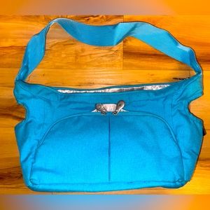 Doona Essential baby bag